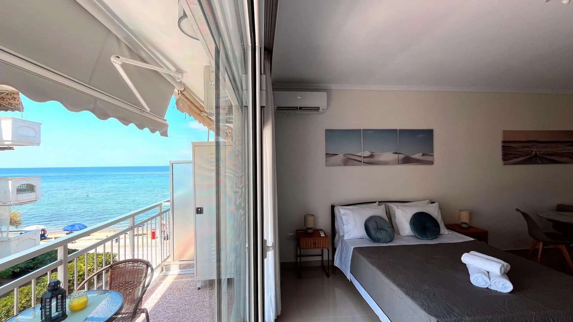 Irene Beach Front Luxury Suite Peraía