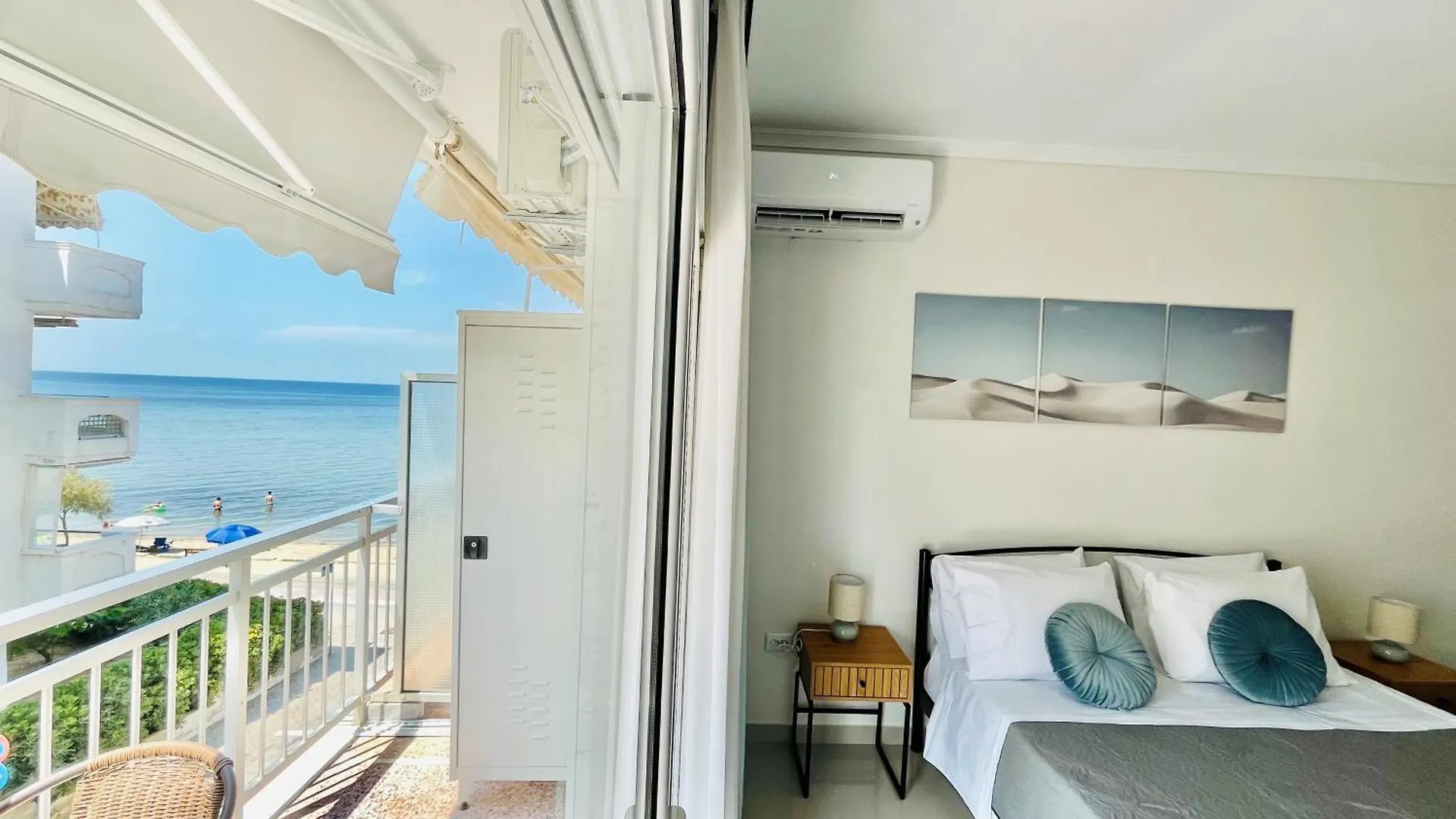 Irene Beach Front Luxury Suite Περαία 0*,  Ελλάδα